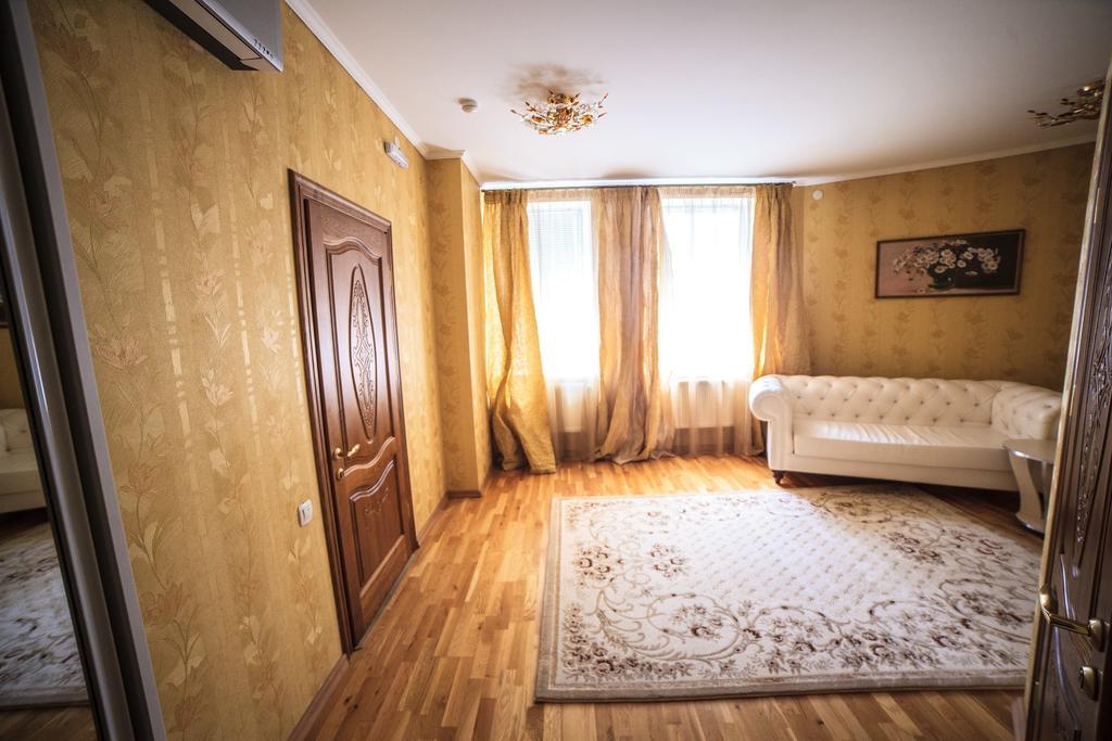Отель Imperiya Хмельницкий Номер фото